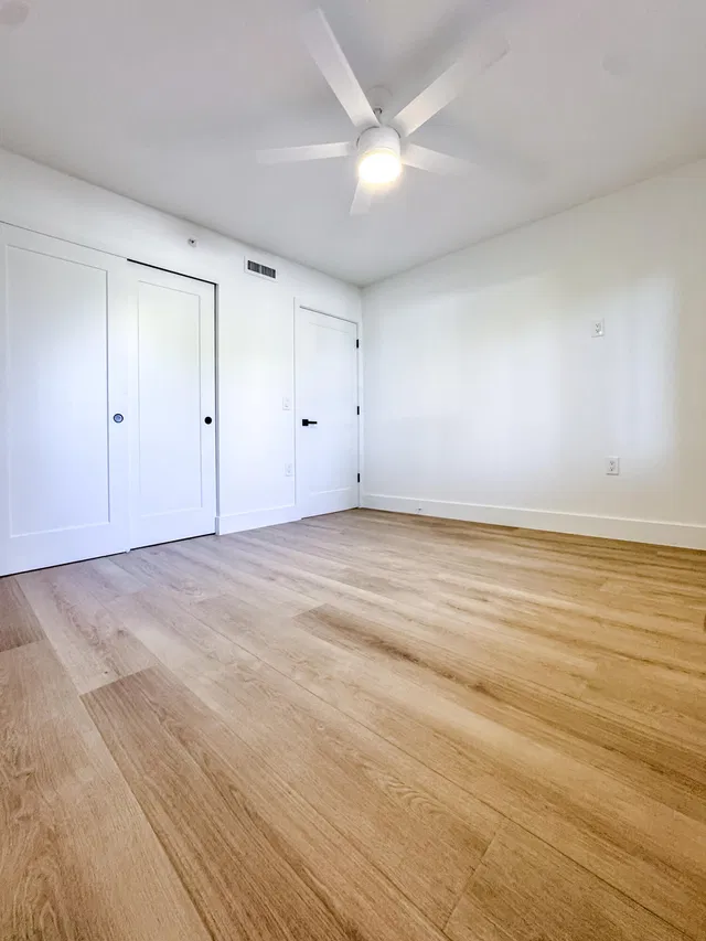Unit 103 photo 29