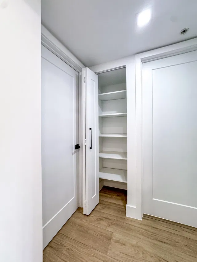 Unit 103 photo 33