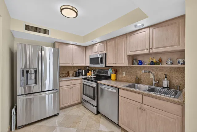 Singer Island Unit A-10D photo 13