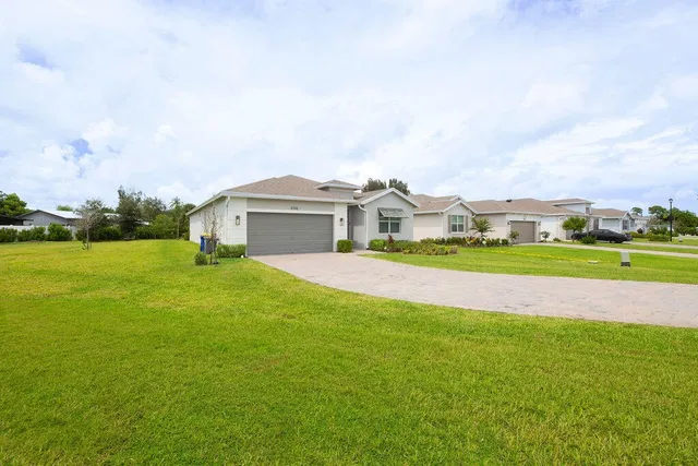 Residence photo 4