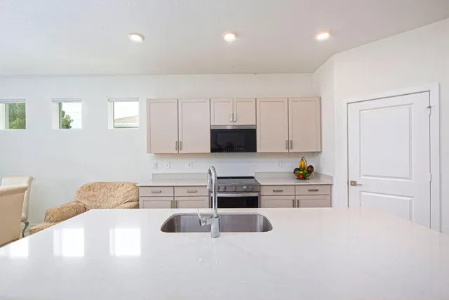 Residence photo 13