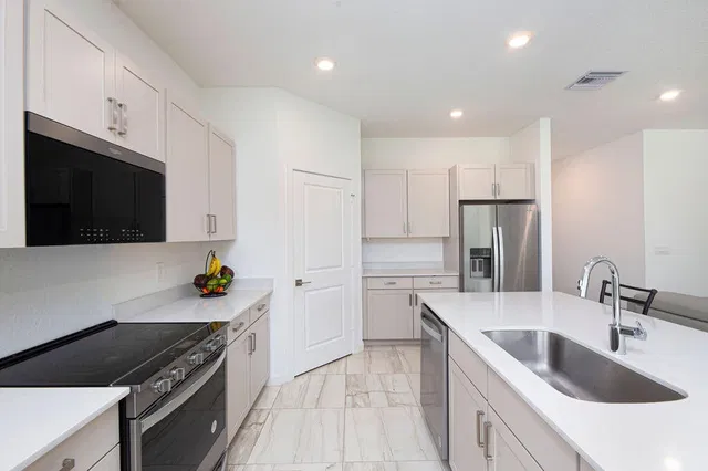 Residence photo 14
