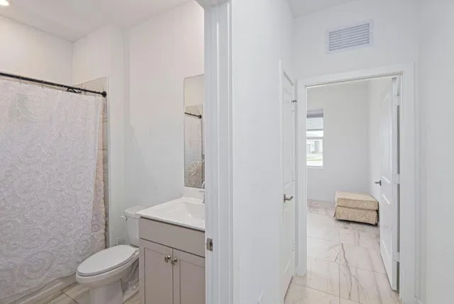 Residence photo 25