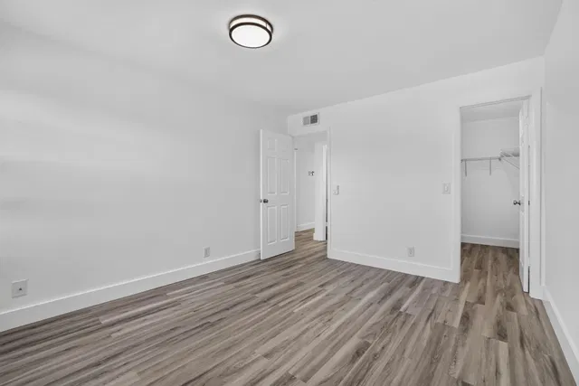  Residence photo 24