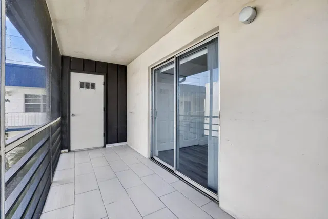 Residence photo 27