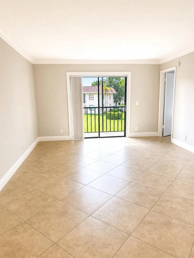  Unit 202 photo 8