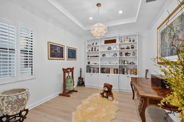 Residence photo 6