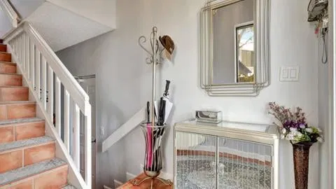  Unit E photo 13