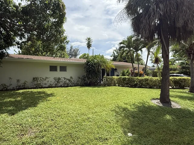 Residence photo 3