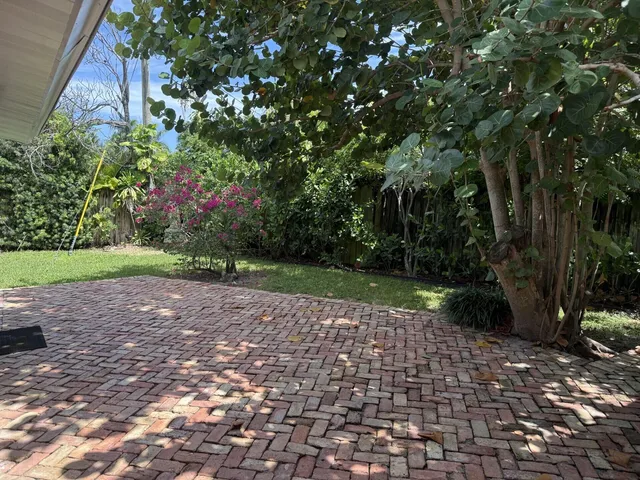 Residence photo 18