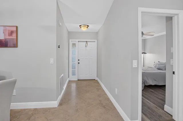 Residence photo 20