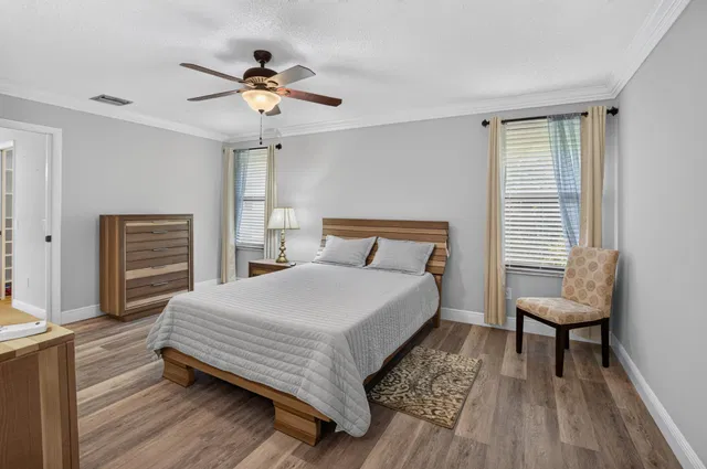Residence photo 25