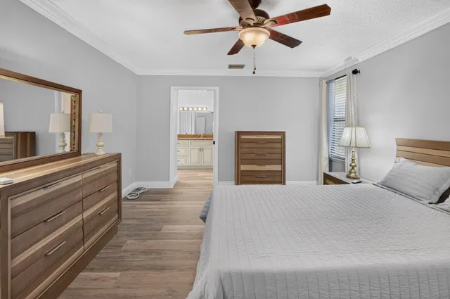 Residence photo 26