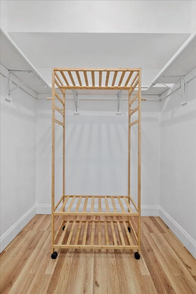 Unit 105 photo 21