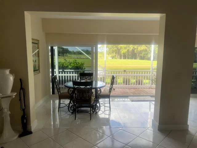 Residence photo 34