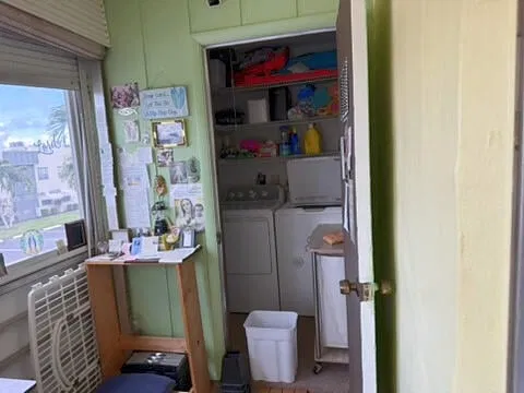 Unit H photo 18