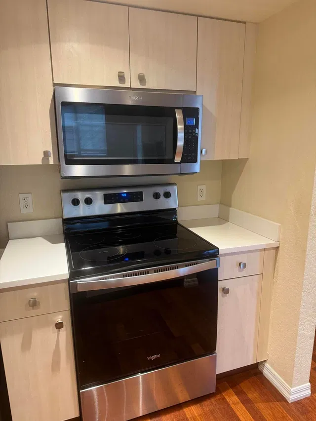 Flagler Pointe Unit 418 photo 3