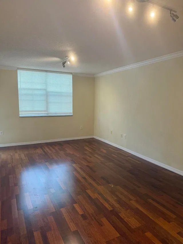 Flagler Pointe Unit 418 photo 12