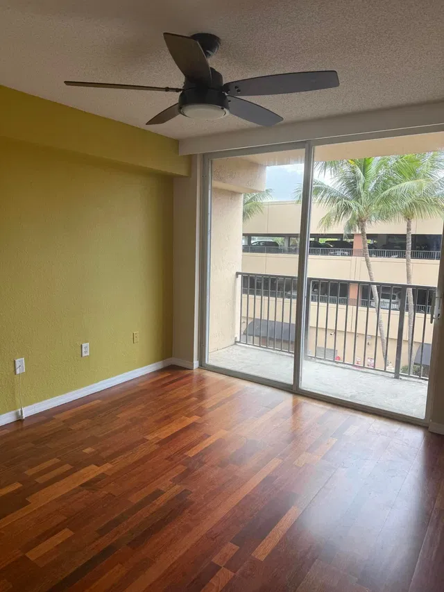 Flagler Pointe Unit 418 photo 14
