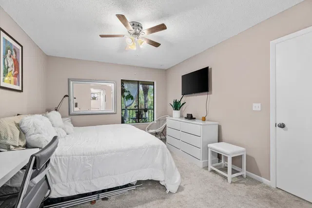 Las Verdes III Unit 316 photo 11
