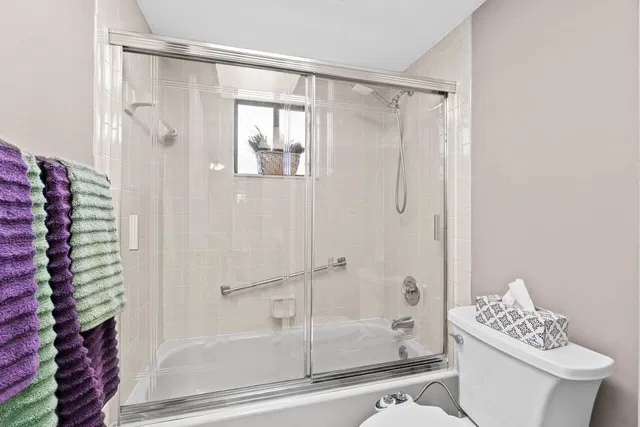 Las Verdes III Unit 316 photo 13