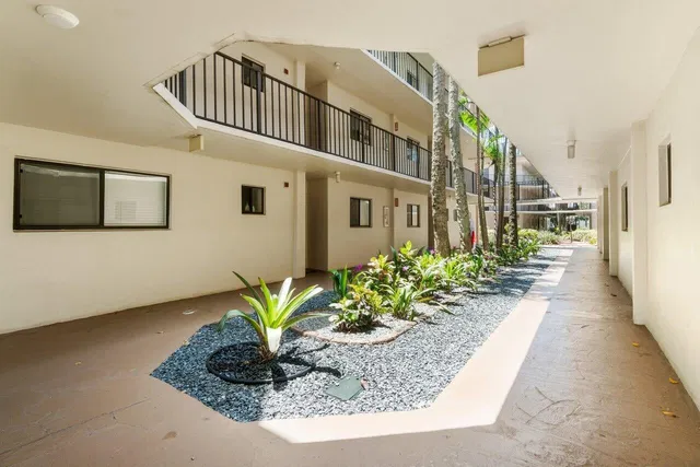 Las Verdes III Unit 316 photo 17