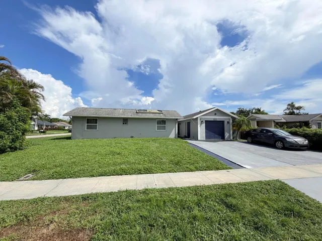 Residence photo 2
