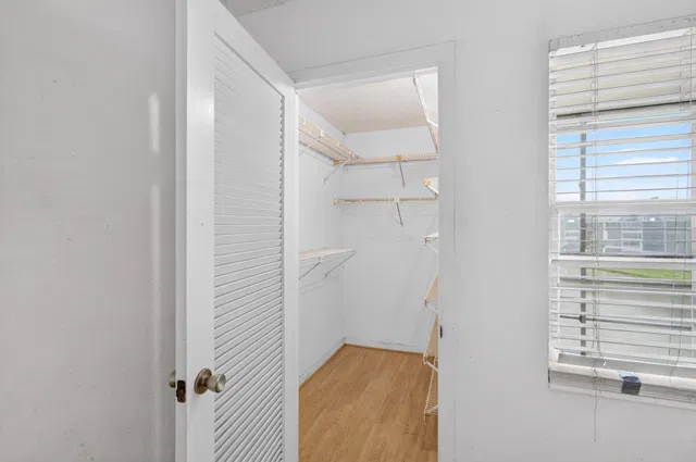 Residence photo 25