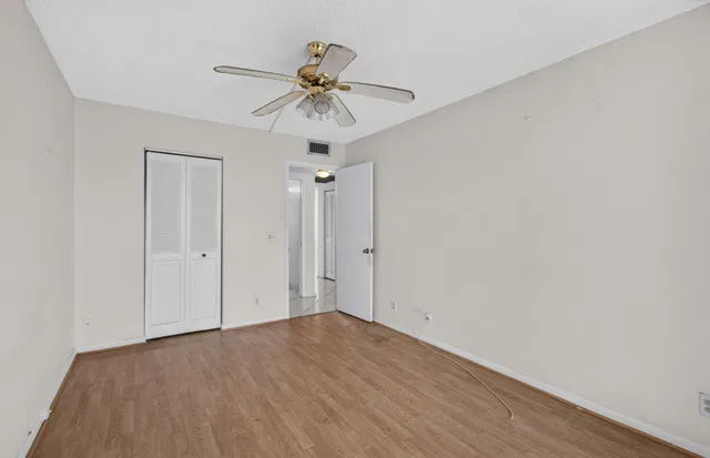 Residence photo 38