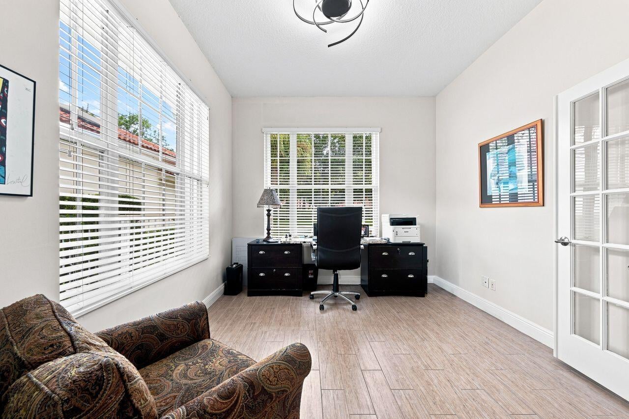 Residence photo 21