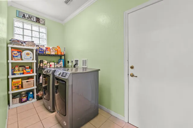 Residence photo 15