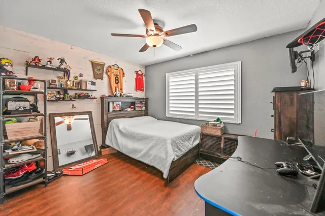 Residence photo 30