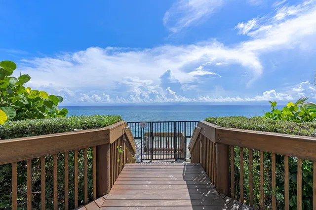 Singer Island Unit 12C photo 4