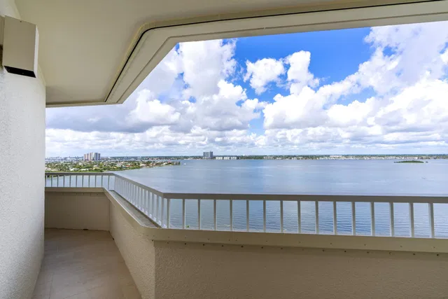 Singer Island Unit 12C photo 5