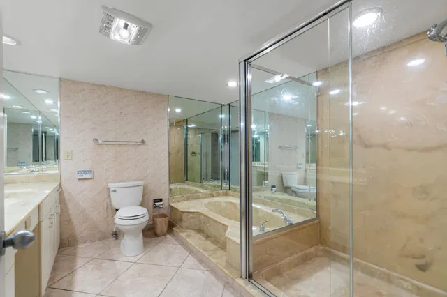 Singer Island Unit 12C photo 14