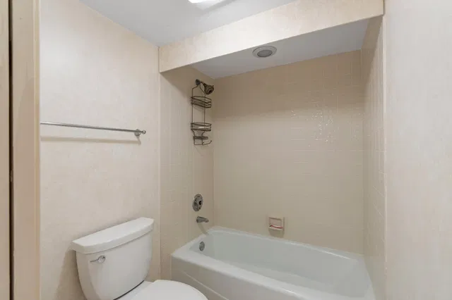 Singer Island Unit 12C photo 18