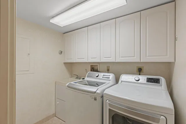 Singer Island Unit 12C photo 19