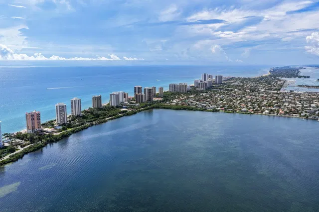 Singer Island Unit 12C photo 28