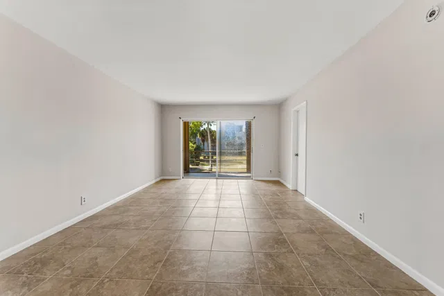 Unit 208 photo 3