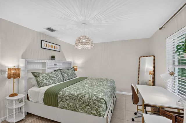 West Palm Beach Residence photo 14