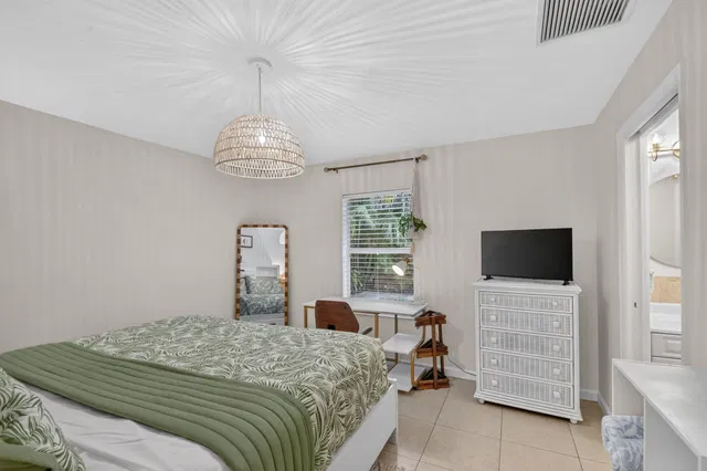 West Palm Beach Residence photo 15