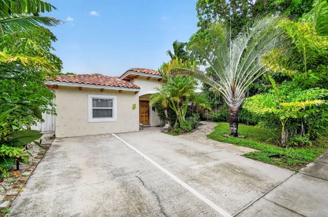 West Palm Beach Residence photo 24