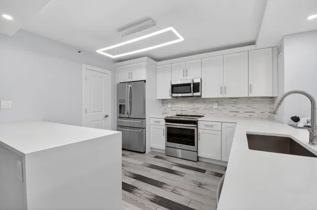 3420 S Ocean Unit 11S photo 11