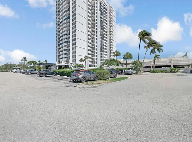 Palm Beach House Unit 203 photo 2