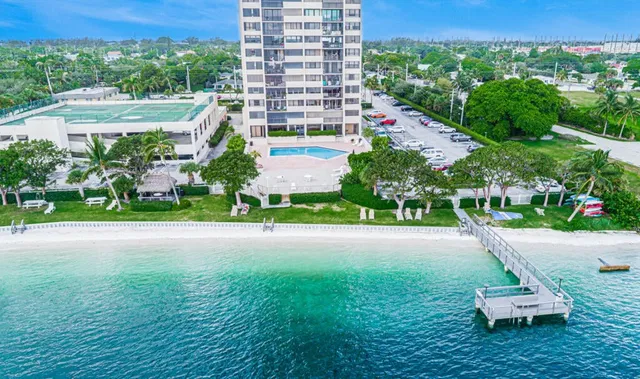 Palm Beach House Unit 203 photo 31