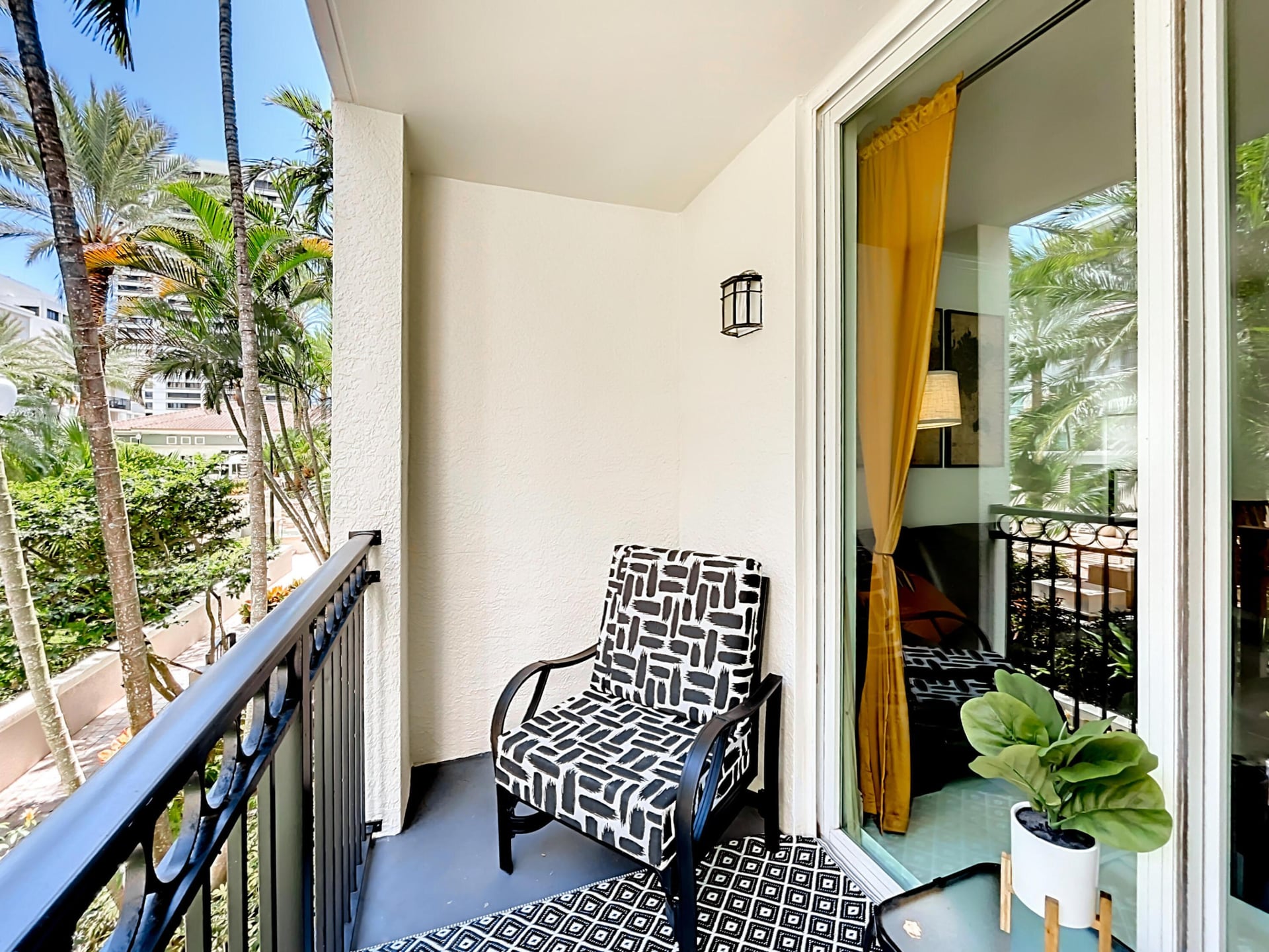 The Prado Unit 630 photo 18