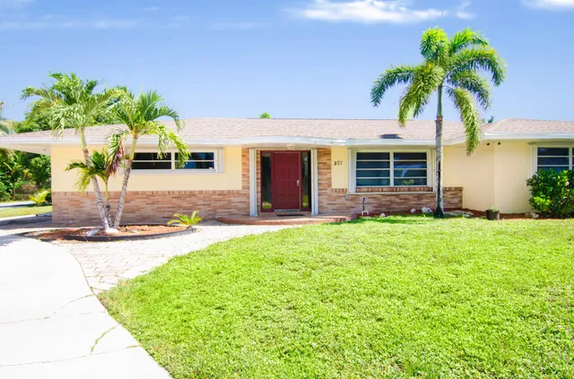 Residence photo 3