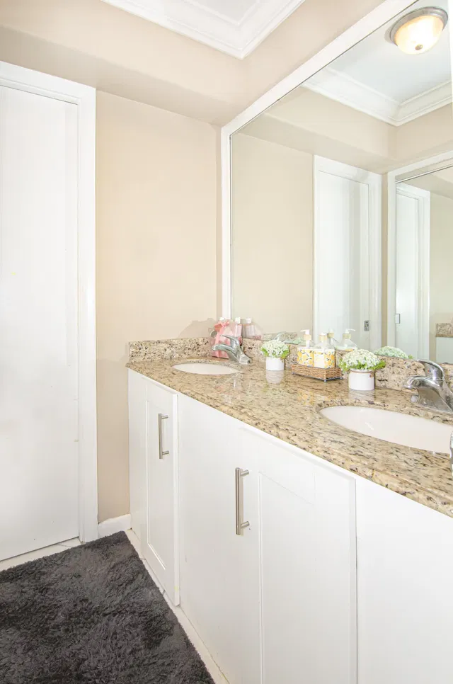Residence photo 22