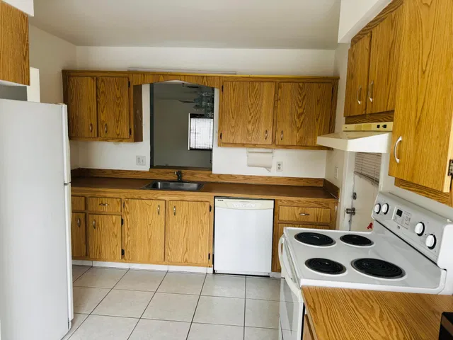 Residence photo 3