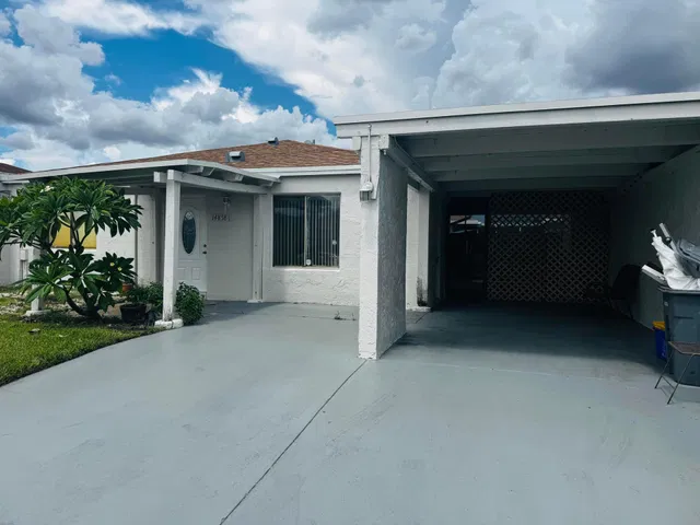 Residence photo 19